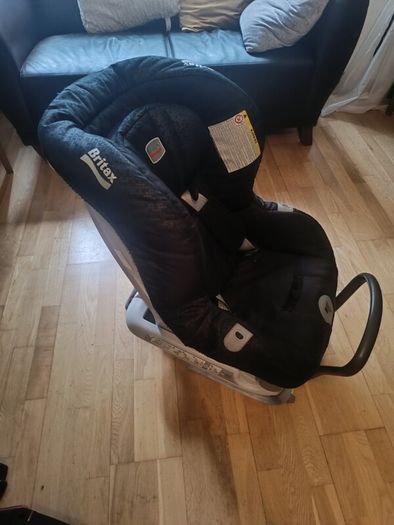 Britax car seat max-fit 2