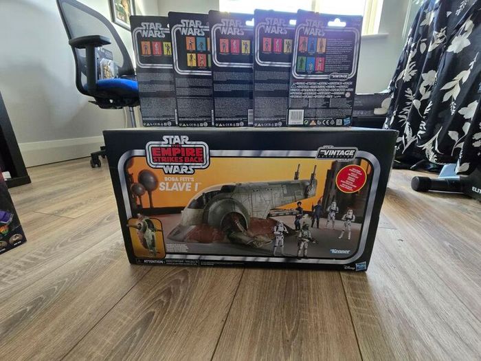 vintage collection Boba Fett Slave one + figures