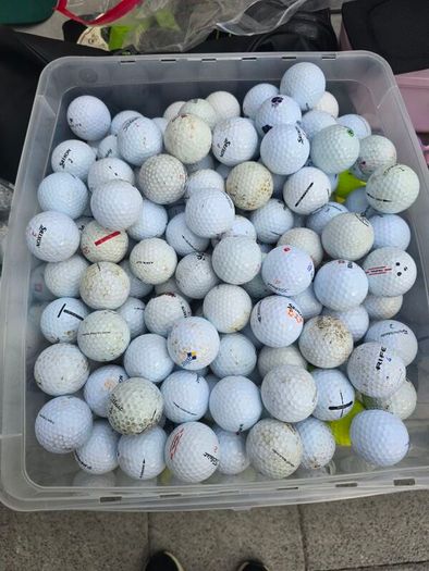 200 Golf Balls