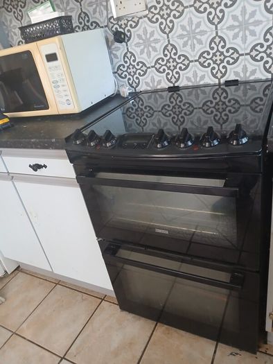 Zanussi Double Oven Freestanding Cooker