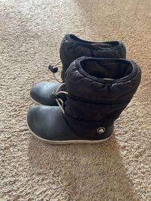 crocs snow boots