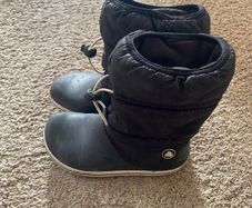 crocs snow boots