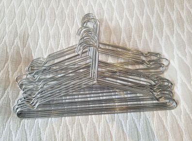 24 metal hangers