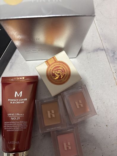 Korean foundations, BB CREAM, cushion foundations, correctors