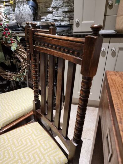 Stunning Oak Chairs x 4