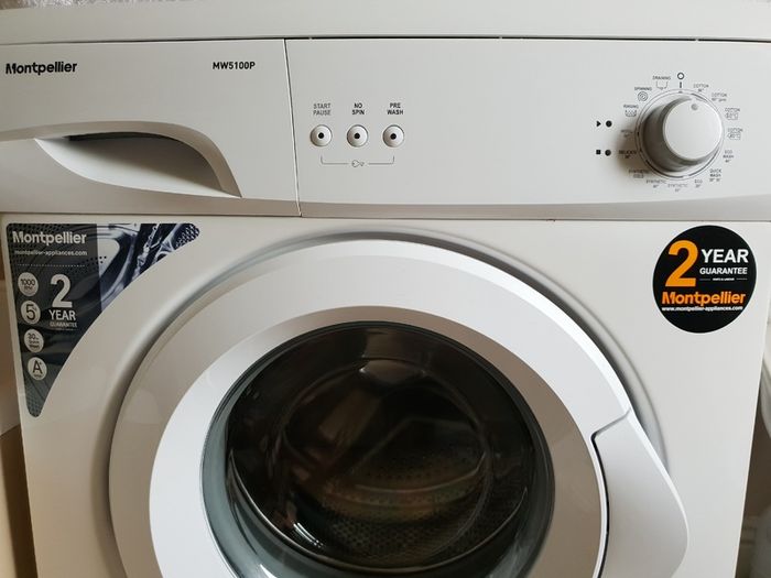 Montpellier MW5100P Freestanding Washing Machine White