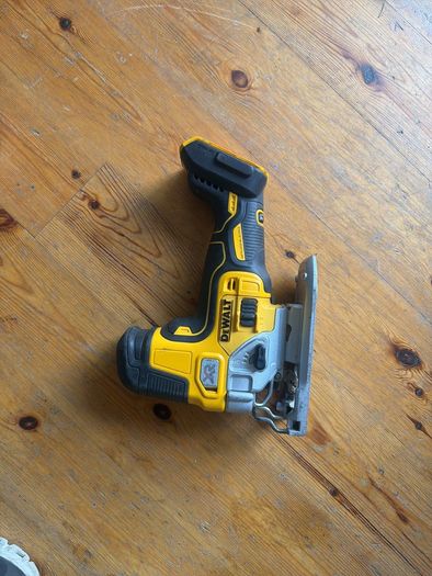 dewalt dcs355