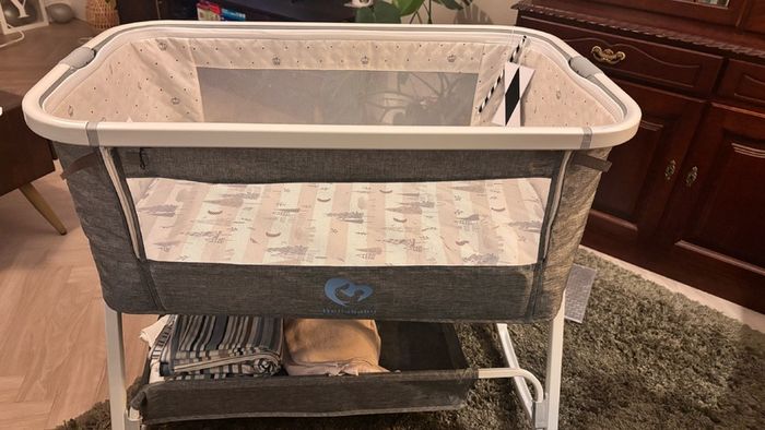 Bellababy Bedside Crib / Bassinet - Grey