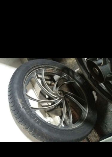 Yamaha Rd125lc Parts & wheels