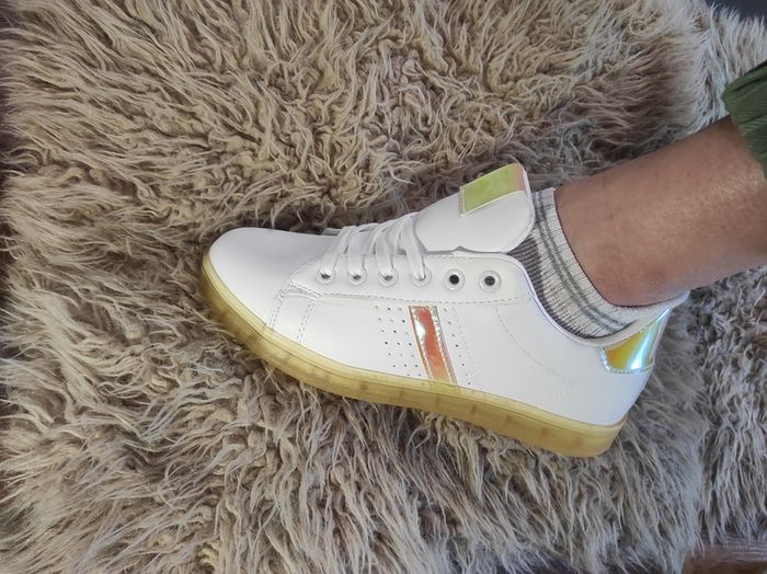 Casual Sneakers size 4-5