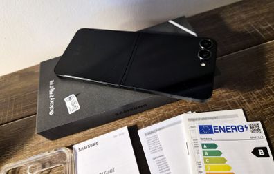 Samsung Z Flip7 FE