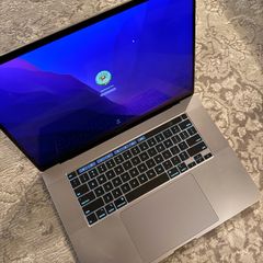 MacBook Pro 16" i9 8-Core 64GB Ram 512GB SSD