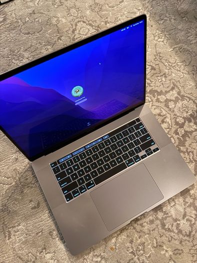 MacBook Pro 16" i9 8-Core 64GB Ram 512GB SSD