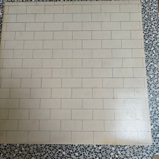 Pink Floyd, The Wall G/F LP with inners 1979 reissue