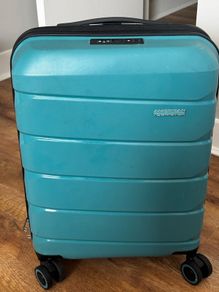 American Tourister 10KG suitcase