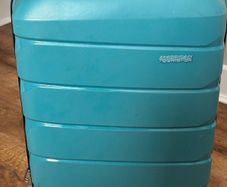 American Tourister 10KG suitcase