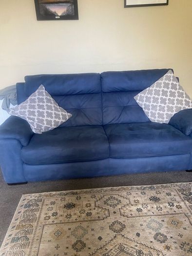Couch + 2 Electric Recliner armchairs