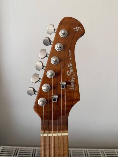 Harley Benton Pro Series electric guitar - silver sparkle