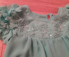 Beautiful girls dressy top. Age 4