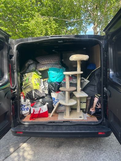 Man with a Van available, PM me if you need help with moving or mattress delivery