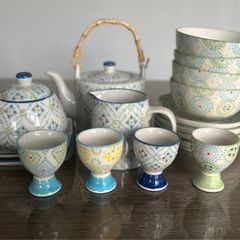 Carraig Donn Eclectic tableware