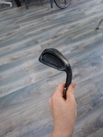 golf clubs for sale 5 euro each putter 20 euro