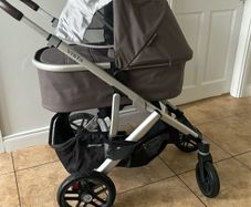 Vista 2 pram with extras