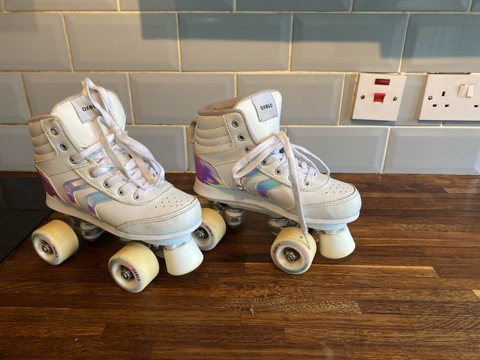 rollerblades - size 2.5