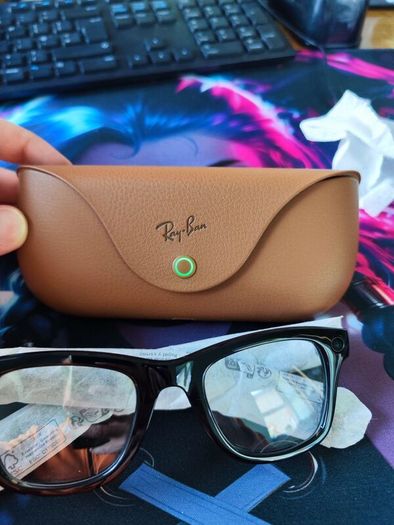 Ray-Ban Meta Smart Glasses Photochromic Lenses + Original Green Lenses Excellent Condition