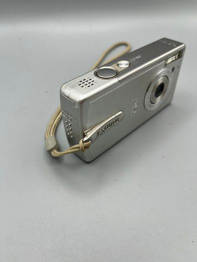 Canon Digital IXUS i PC1060 4.0MP Digital Camera Faulty - Spares and Repairs