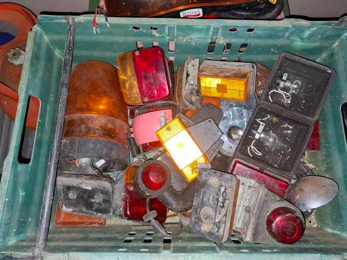 old miscellaneous trailer lights