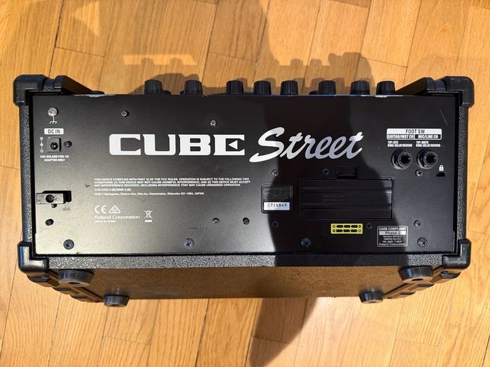 Cube Street and mic speaker