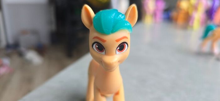 8 x Bundle, all different, Lot of New Generation Moulded 3 inch Figure Sparkle Glitter Hasbro Crystal Adventure MLP G5 My Little Pony
