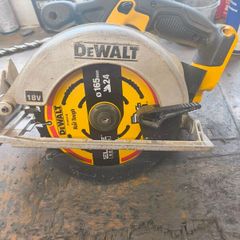 DeWalt 18v saw