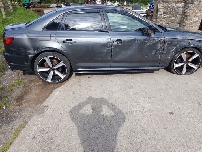 2014 Audi A4 automatic breaking for Parts