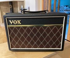 Vox pathfinder 10