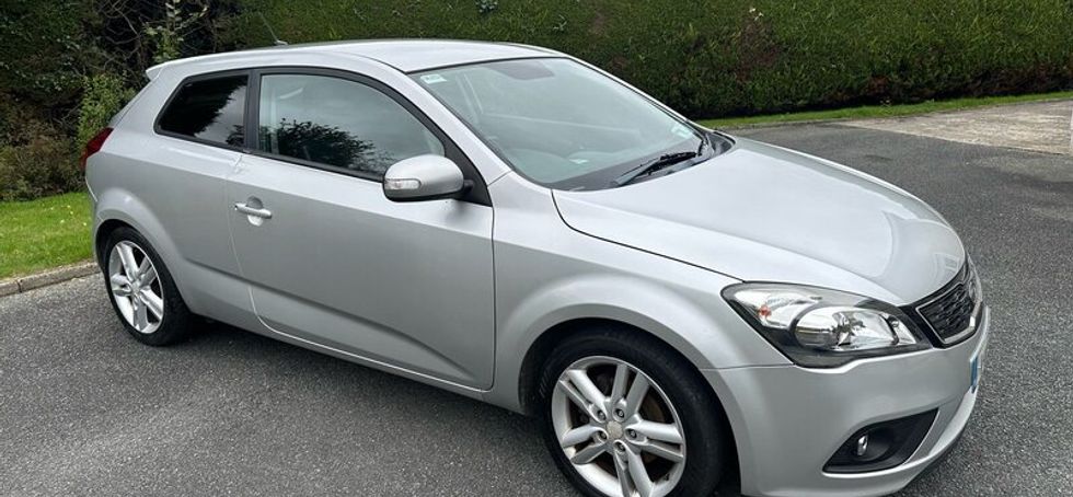Kia Proceed 2011