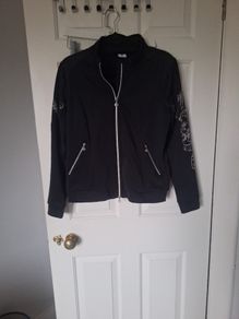 3 for 2 Final Reduction Daily Sport Black full Zip Brand new.