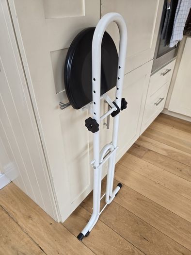 Adjustable Folding Perching Stool