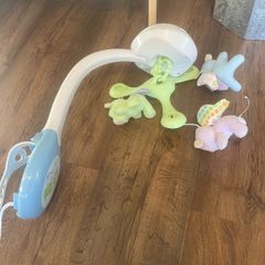 Fisher Price 3 in 1 projection cot mobile lambs music & lights