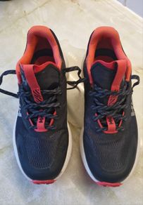 HH trail running shoes