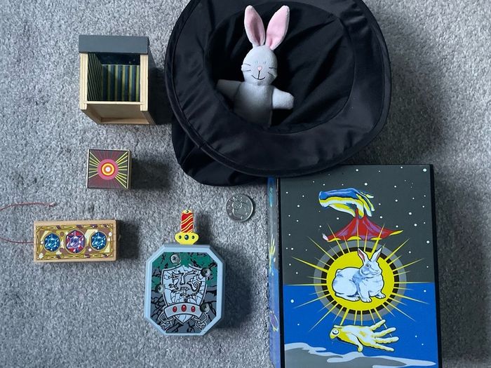 Melissa & Doug magic set