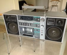 Sanyo C30 boombox
