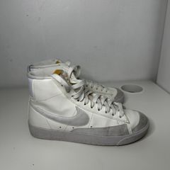 Nike blazer mid 77
