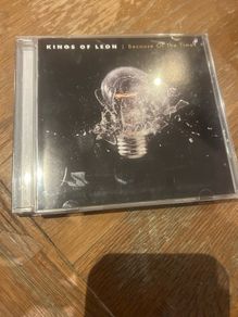 Kings Of Leon -Because of the Times