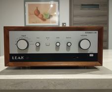 LEAK Stereo 130