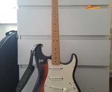 Fender Standard Stratocaster MIM
