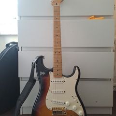 Fender Standard Stratocaster MIM