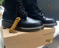 Dr.Martens Original Air Wair Brand New