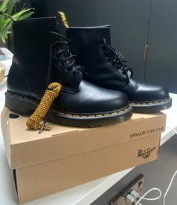 Dr.Martens Original Air Wair Brand New